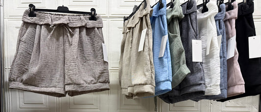NEW PANTALONCINO CON LACCIO IN LINO