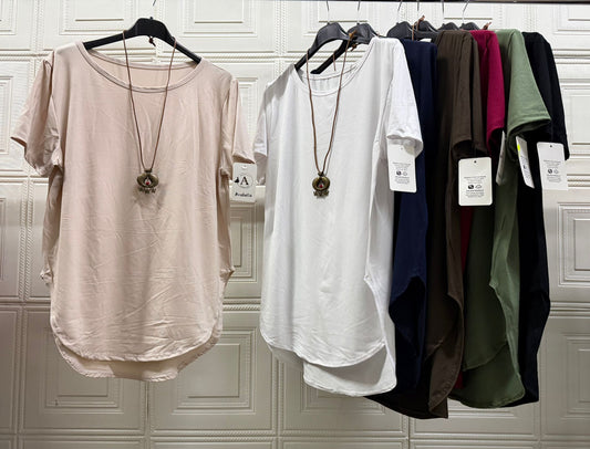 MAGLIA LUNGA CURVY CON COLLANA VINTAGE