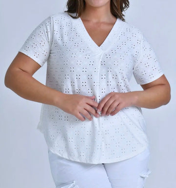 MAGLIA SBUCATA CURVY CON SCOLLO A V