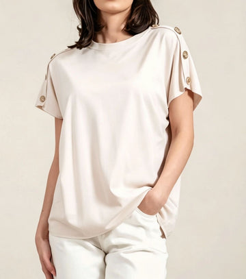 MAGLIA CURVY CON BOTTONI DORATI SULLE MANICHE