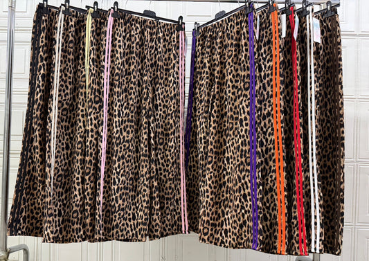 PANTALONE A PALAZZO LEOPARDATO CON BANDE