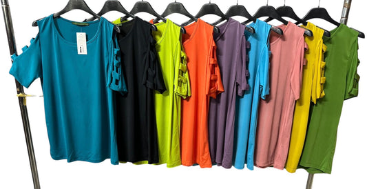 MAGLIA CURVY CON SPACCHI SULLE SPALLE