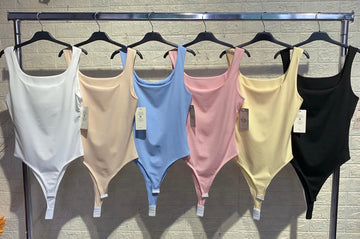 BODY SCOLLO QUADRATA BRATELLE LARGHE