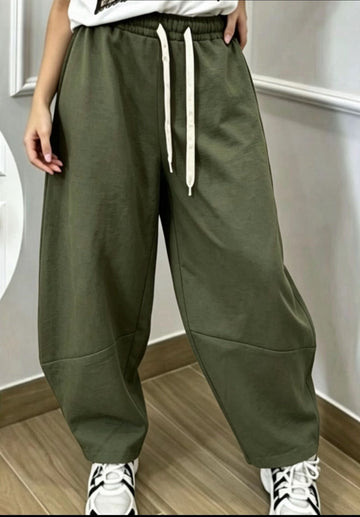 PANTALONE 3/4 CON CAVIGLIA ASSIMETRICA