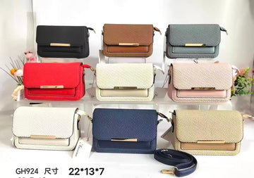BORSA CON CHIUSURA RETTANGOLARE DORATA
