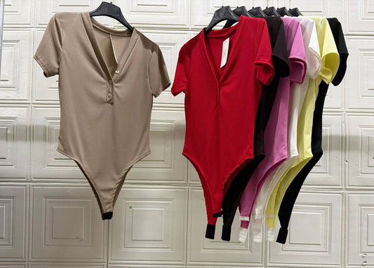 BODY CON COLLO A V CON BOTTONCINI