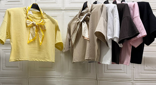 MAGLIA CORTA CON FOULARE E SPALLINE