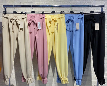 PANTALONE CON FIOCCO E CINTA