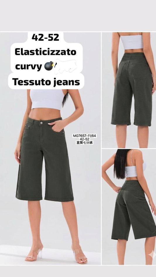 PANTALONE CURVY A 3/4 CON CINTURINO