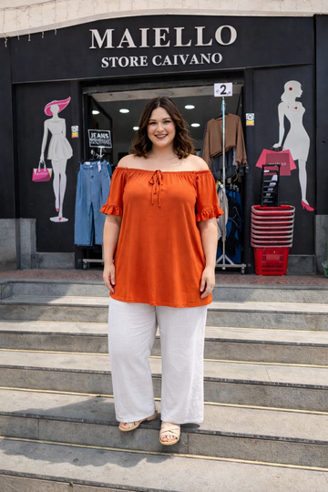 MAGLIA CURVY CON COLLO LARGO IN MOLLA