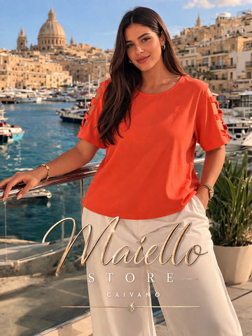 MAGLIA CURVY CON SPACCHI SULLE SPALLE