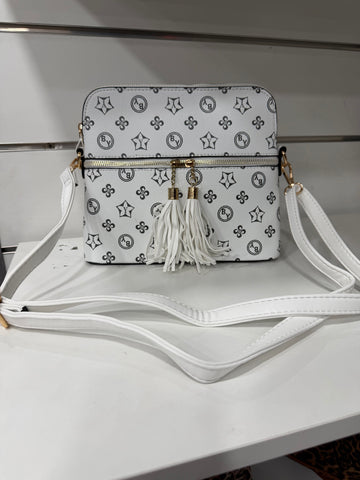 BORSA CON FRANGE IN CERNIERA