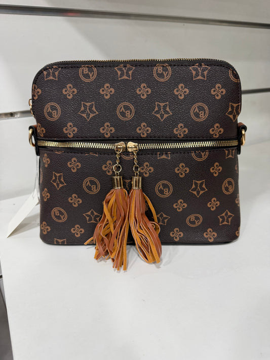 BORSA CON FRANGE IN CERNIERA