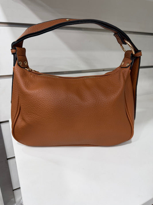 BORSA A TRACOLLA CON GANCI AI LATI