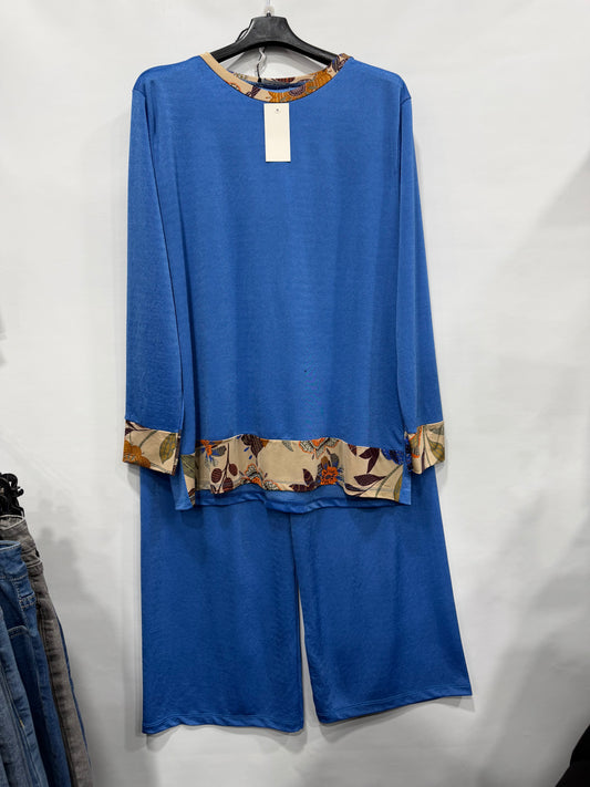 COORDINATO CURVY CON FANTASIA MANICHE