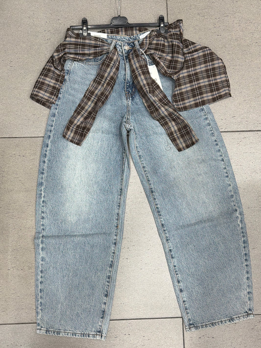 JEANS BALLOON CON CINTURA A FOULARE