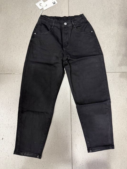 JEANS ELASTICO BLACK MODELLO CAPRI