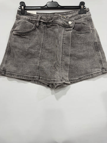 PANTAGONNA DI JEANS GRAY CON CHIUSURA NEL LATO